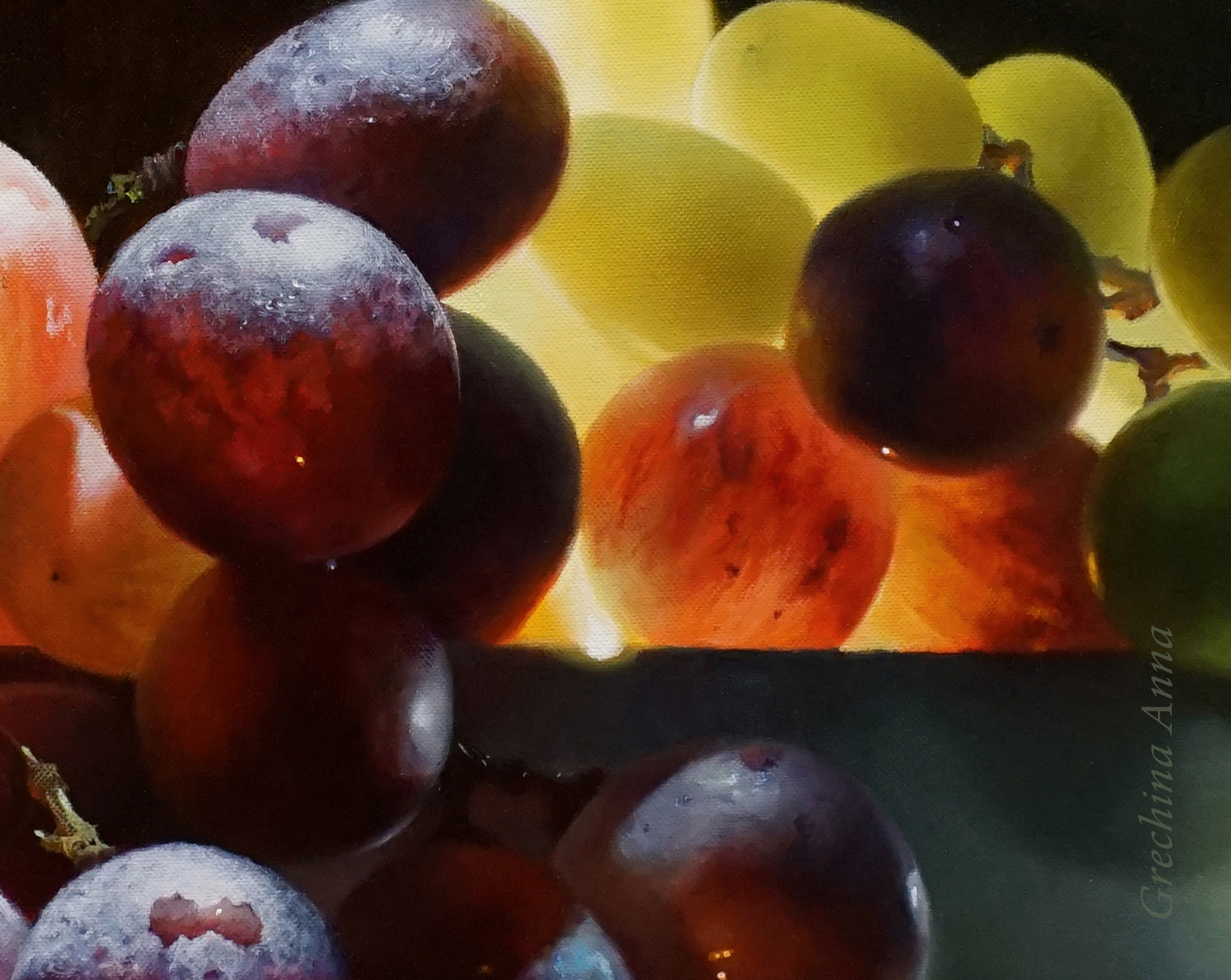 Натюрморт с виноградом "Сияние". Художник Гречина Анна. Живопись, гиперреализм. 